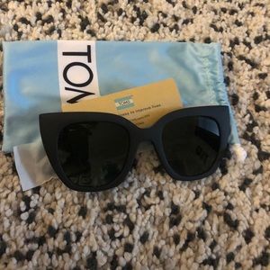 BNWT Tom’s Sydney Sunglasses